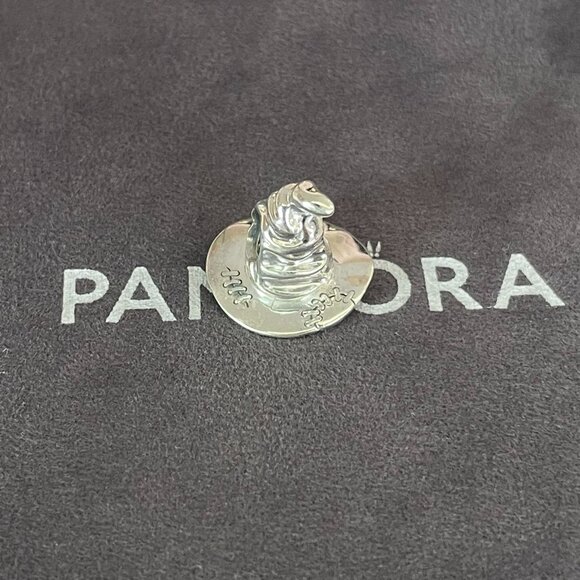 Pandora Harry Potter, Sorting Hat Charm - Picture 2 of 4